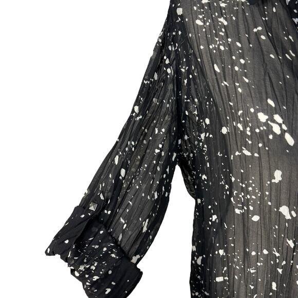 Rock & Republic X-Large Top Button-Up Crinkle Sheer Hi-Low Long Roll-Tab Sleeves - Picture 4 of 10